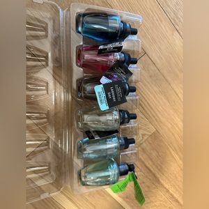 7 never opened brand new bath and body works wall flower inserts